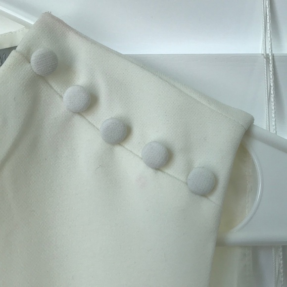 White and Black Dress - Picture 3 of 5